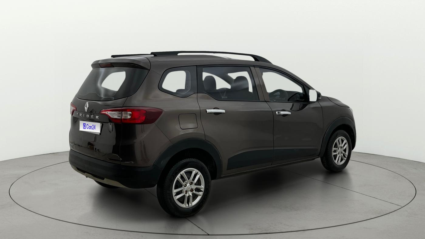 2023 Renault TRIBER RXT, Petrol, Manual, 47,504 km, Right Back Diagonal