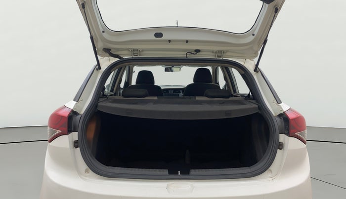 2017 Hyundai Elite i20 ASTA 1.2, Petrol, Manual, 1,03,531 km, Boot Open Zoomed View