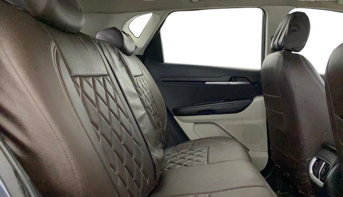 2020 KIA SONET HTX 1.5, Diesel, Manual, 84,739 km, Right Side Rear Door Cabin