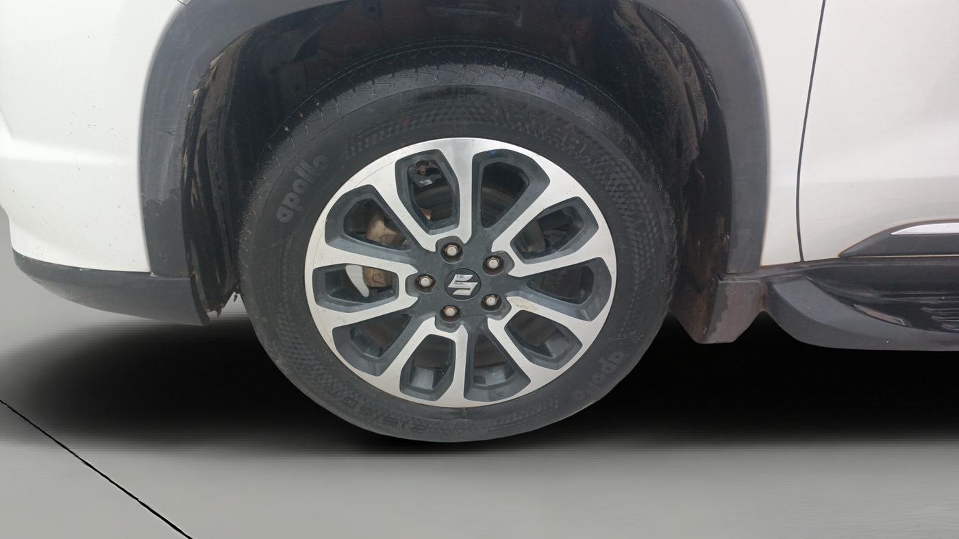 2023 Maruti Grand Vitara ZETA SMART HYBRID, Petrol, Manual, 75,975 km, Left Front Wheel