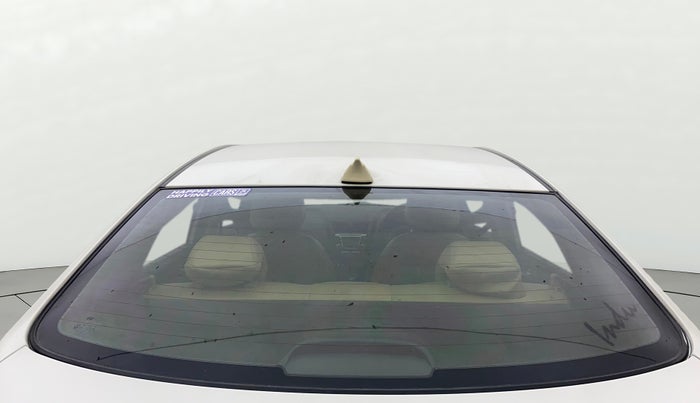 2013 Hyundai Verna FLUIDIC 1.6 CRDI SX, Diesel, Manual, 96,675 km, Rear Windshield