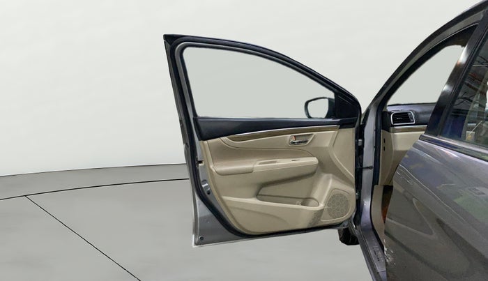 2021 Maruti Ciaz ALPHA 1.5 SHVS PETROL, Petrol, Manual, 92,897 km, LHS Front Door