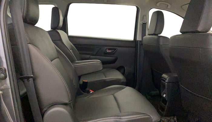 2025 Maruti XL6 ALPHA AT, Petrol, Automatic, 19,583 km, Right Side Rear Door Cabin