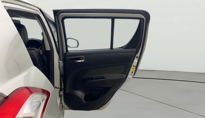 2016 Maruti Swift VXI, Petrol, Manual, 18,988 km, RHS Rear Door