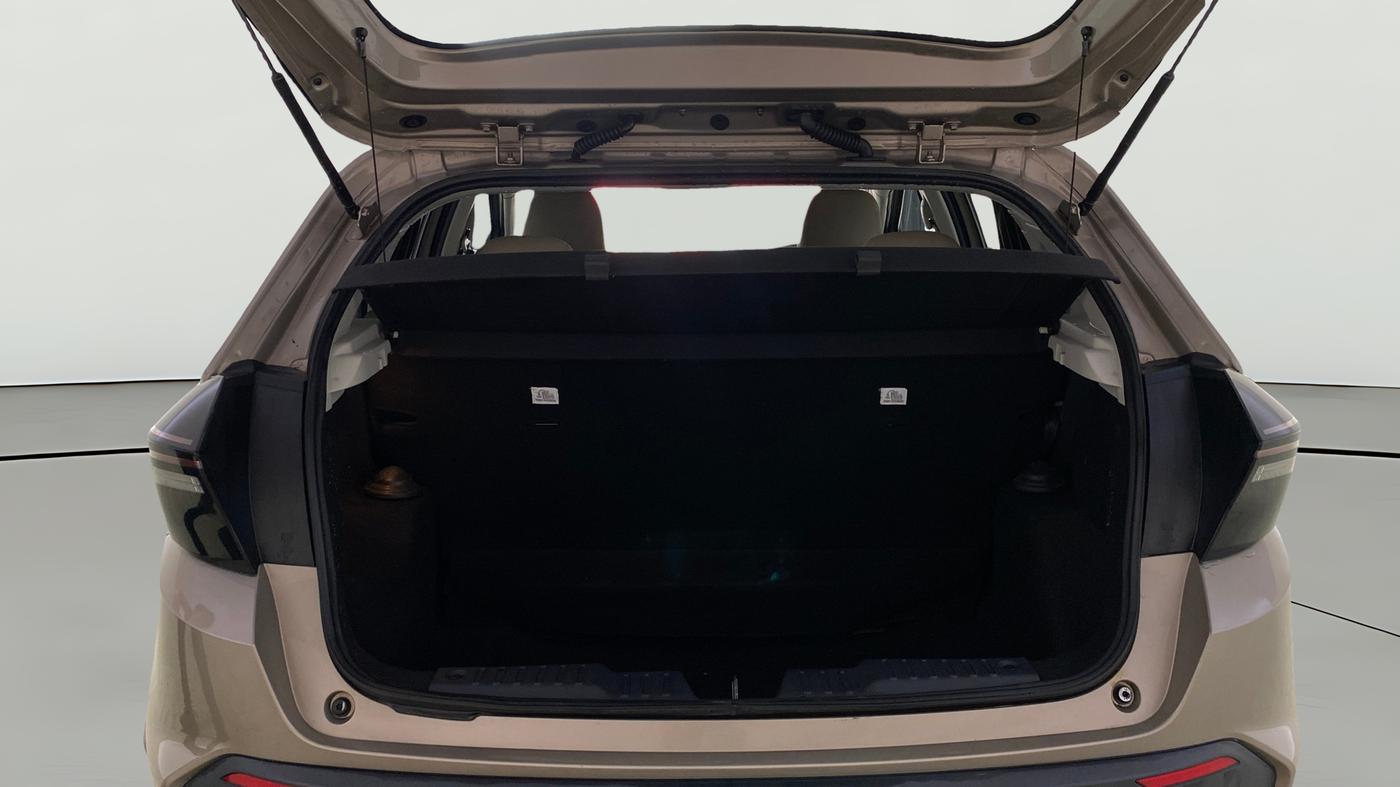 2025 Tata ALTROZ Accomplished Plus S Petrol 6DCT, Petrol, Automatic, 35,037 km, Boot Open Zoomed View