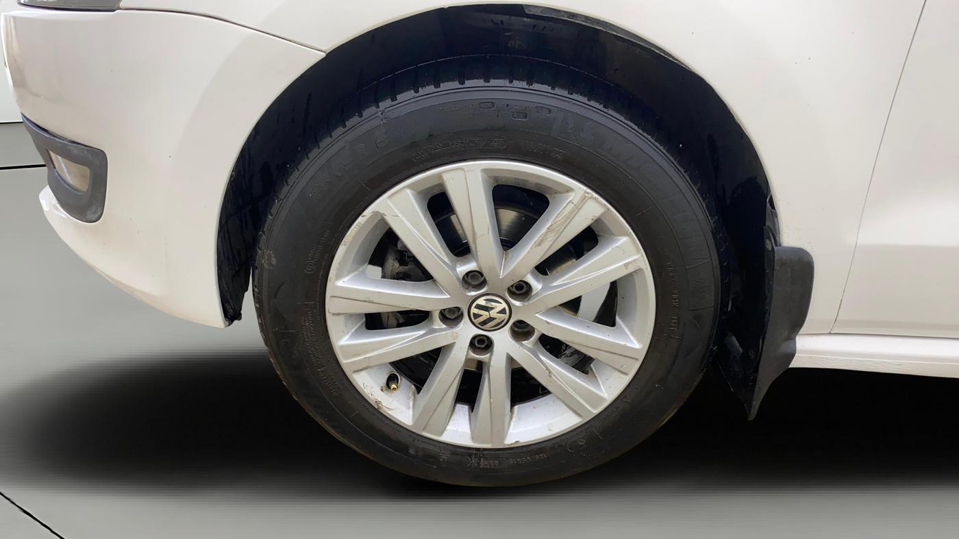 2013 Volkswagen Polo GT TSI AT, Petrol, Automatic, 99,849 km, Left Front Wheel