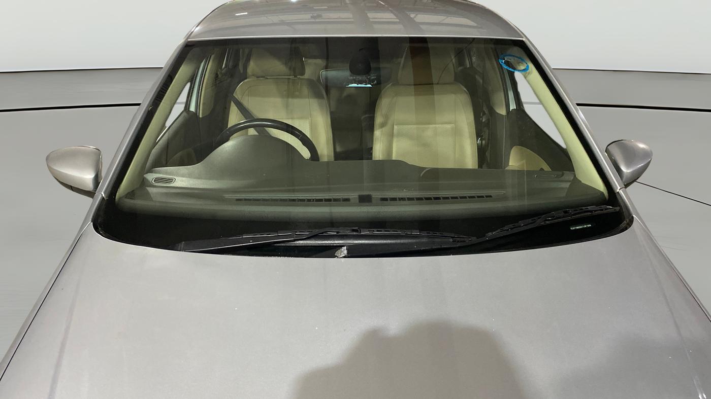 2019 Volkswagen Vento HIGHLINE DIESEL 1.5, Diesel, Manual, 88,035 km, Front Windshield