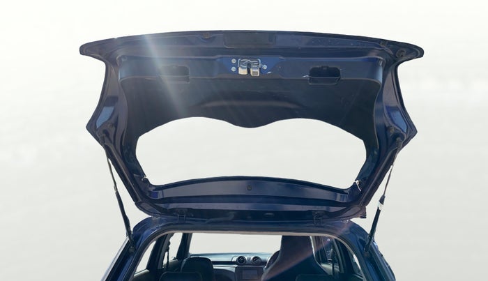 2020 Maruti Swift LXI, Petrol, Manual, 49,708 km, Boot Door Open