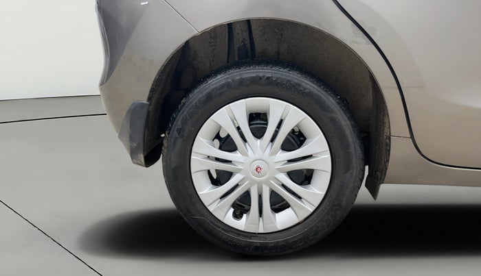 2020 Maruti Baleno DELTA PETROL 1.2, Petrol, Manual, 73,745 km, Right Rear Wheel