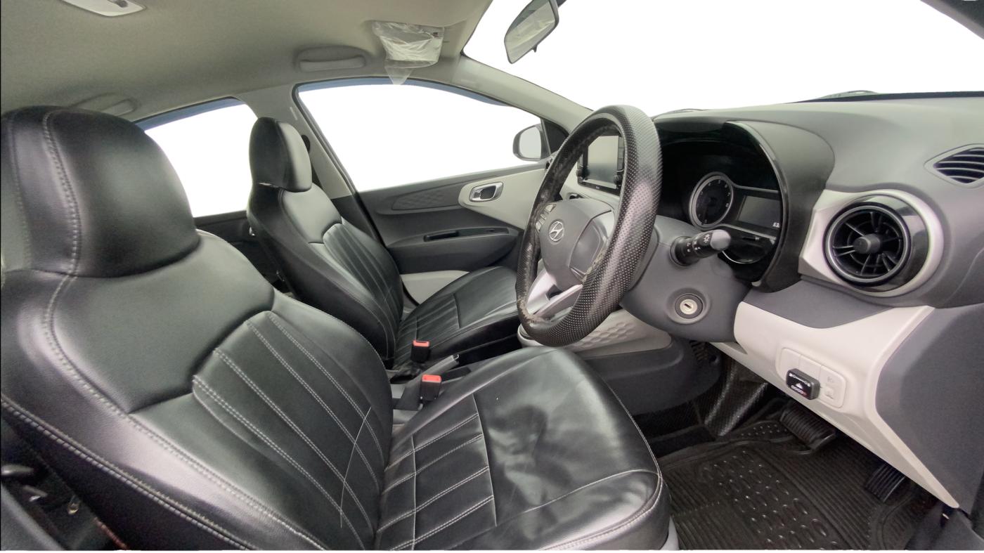 2020 Hyundai GRAND I10 NIOS SPORTZ AMT 1.2 KAPPA VTVT, CNG, Automatic, 63,245 km, Right Side Front Door Cabin