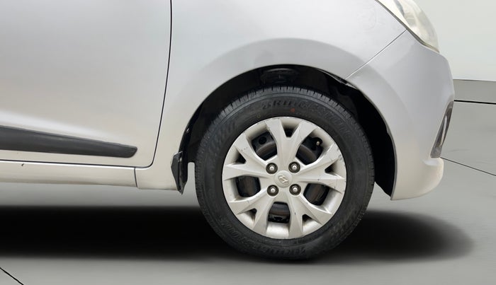 2016 Hyundai Grand i10 SPORTZ 1.2 KAPPA VTVT, Petrol, Manual, 84,467 km, Right Front Wheel