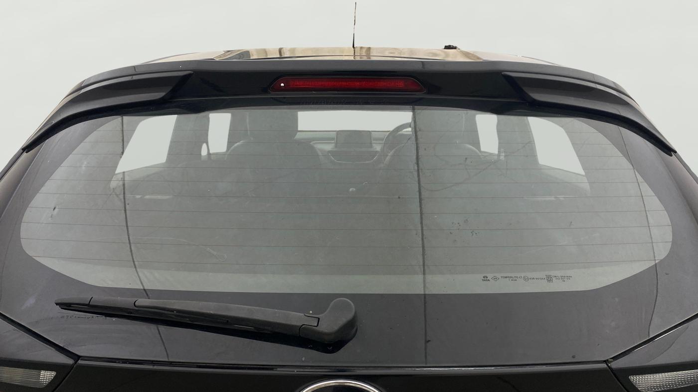 2021 Tata ALTROZ XZ PLUS PETROL DARK EDITION, Petrol, Manual, 65,942 km, Rear Windshield