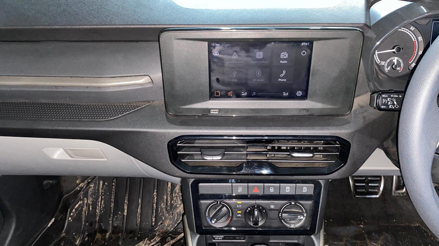 2025 Skoda Kylaq Signature AT, Petrol, Automatic, 9,642 km, Air Conditioner
