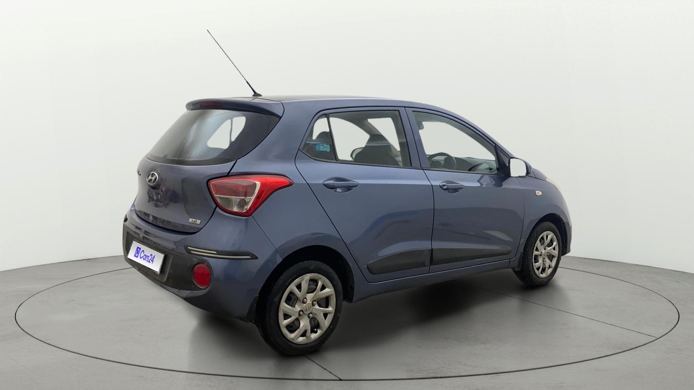 2017 Hyundai Grand i10 MAGNA 1.2 KAPPA VTVT, Petrol, Manual, 1,17,296 km, Right Back Diagonal