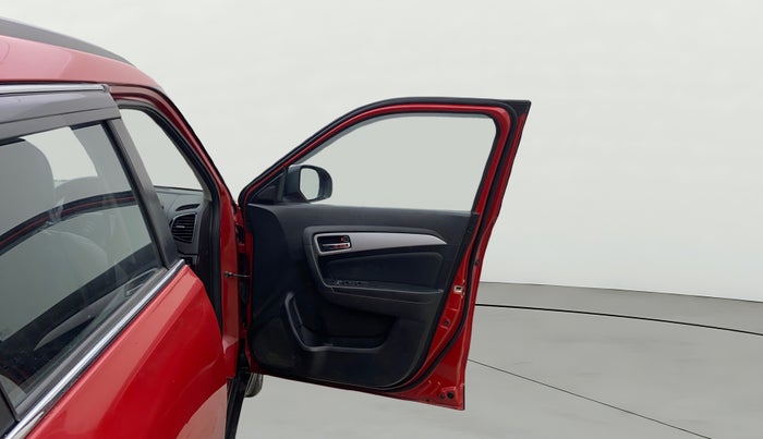 2021 Maruti Vitara Brezza ZXI AT SHVS, Petrol, Automatic, 39,028 km, RHS Front Door