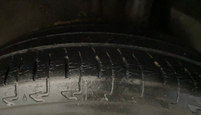 2017 Maruti IGNIS ZETA 1.2 AMT, Petrol, Automatic, 39,009 km, Left Rear Tyre Tread