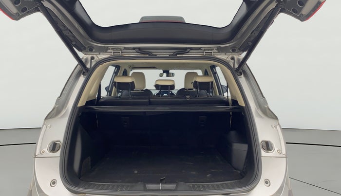 2022 MG HECTOR SHARP HYBRID 1.5 PETROL, Petrol, Manual, 18,701 km, Boot Open Zoomed View