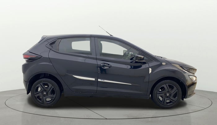 2022 Tata ALTROZ XT DIESEL DARK EDITION, Diesel, Manual, 72,049 km, Right Side View