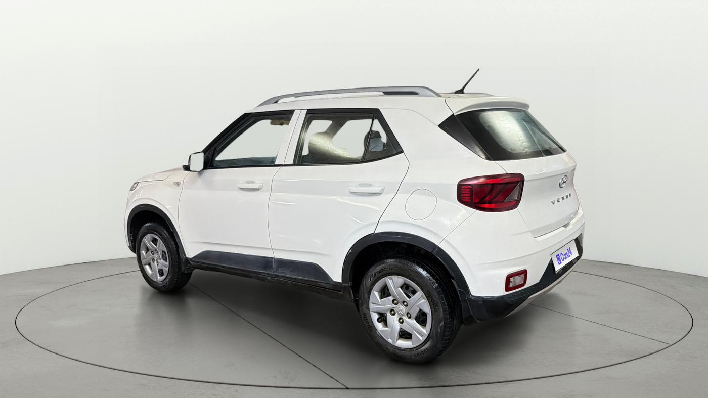 2021 Hyundai VENUE S 1.2, Petrol, Manual, 53,582 km, Left Back Diagonal