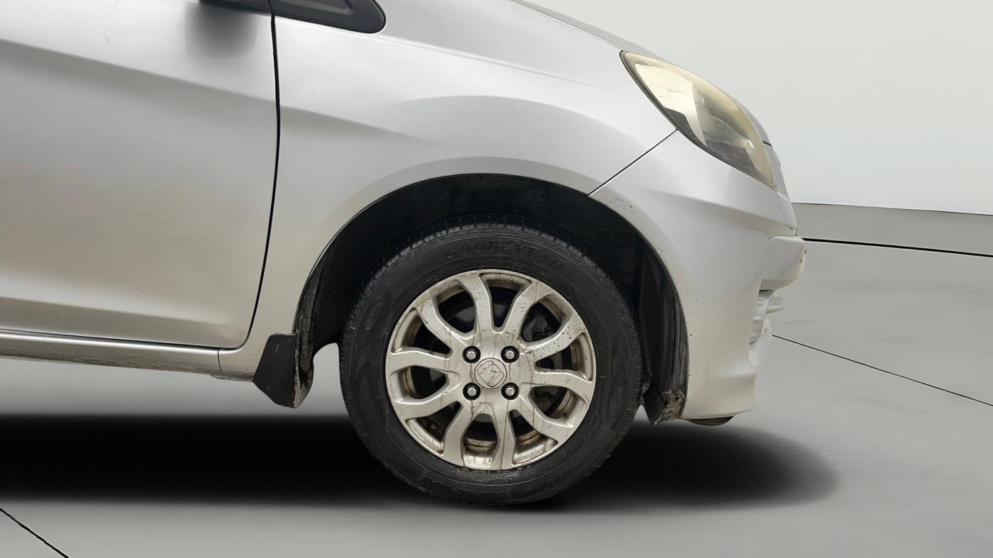 2015 Honda Amaze 1.2L I-VTEC VX AT, Petrol, Automatic, 69,941 km, Right Front Wheel