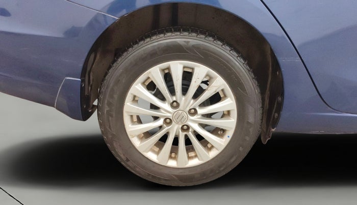 2017 Maruti Ciaz ZETA 1.4  MT PETROL, Petrol, Manual, 65,539 km, Right Rear Wheel