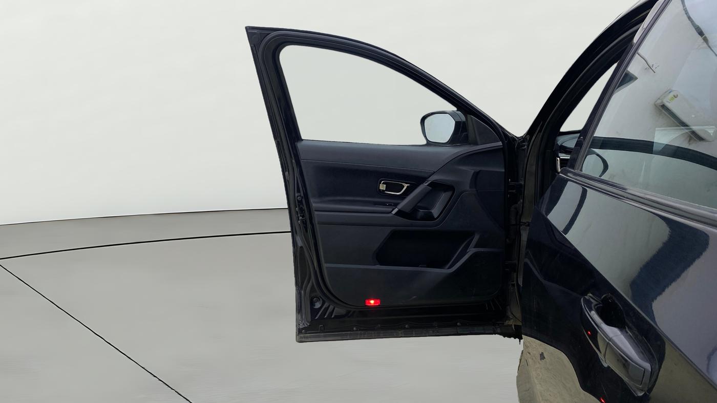 2022 Tata Harrier XZA PLUS 2.0L, Diesel, Automatic, 47,742 km, LHS Front Door