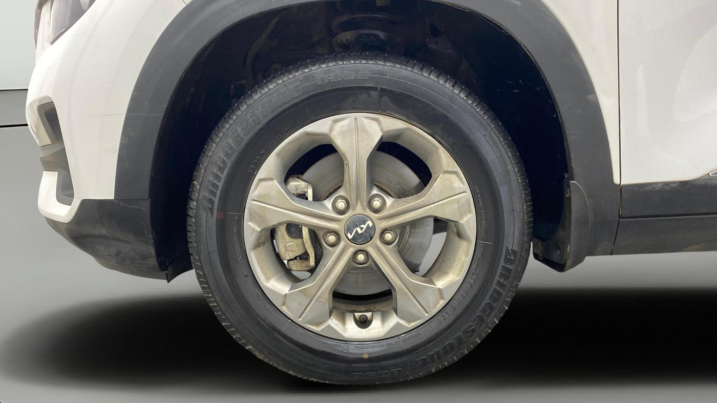 2023 KIA SELTOS HTX PLUS 1.5 DIESEL, Diesel, Manual, 33,844 km, Left Front Wheel