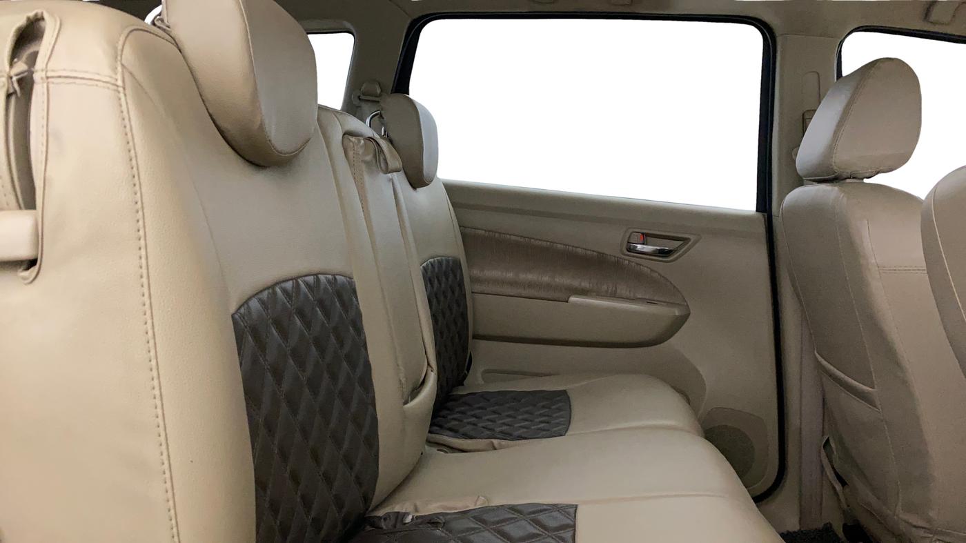 2014 Maruti Ertiga ZXI, Petrol, Manual, 96,389 km, Right Side Rear Door Cabin