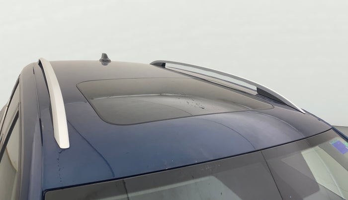 2024 Skoda KUSHAQ STYLE 1.0L TSI MT, Petrol, Manual, 17,862 km, Roof