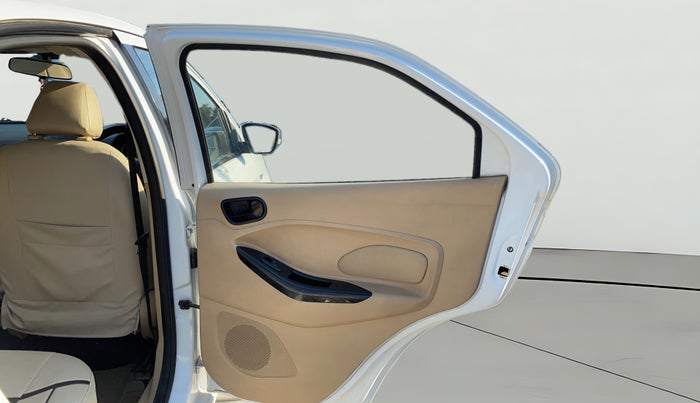 2018 Ford Figo Aspire Titanium 1.2 Ti-VCT Opt, Petrol, Manual, 33,865 km, RHS Rear Door