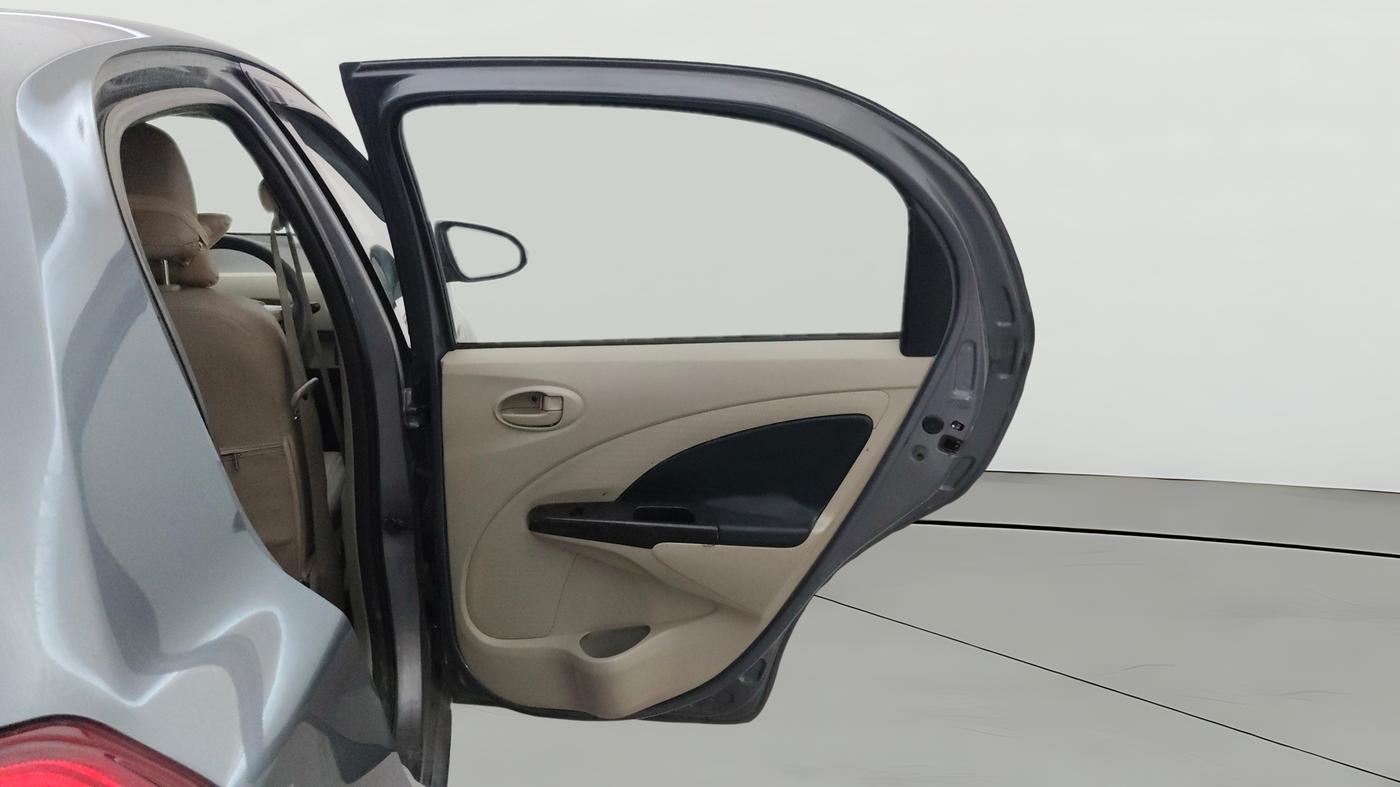 2016 Toyota Etios Liva VX, Petrol, Manual, 72,454 km, RHS Rear Door