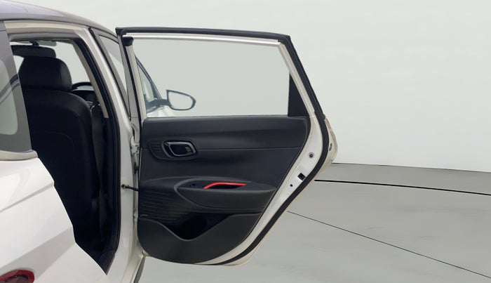 2022 Hyundai NEW I20 Asta (O) 1.0 Turbo DCT Dual Tone, Petrol, Automatic, 44,462 km, RHS Rear Door