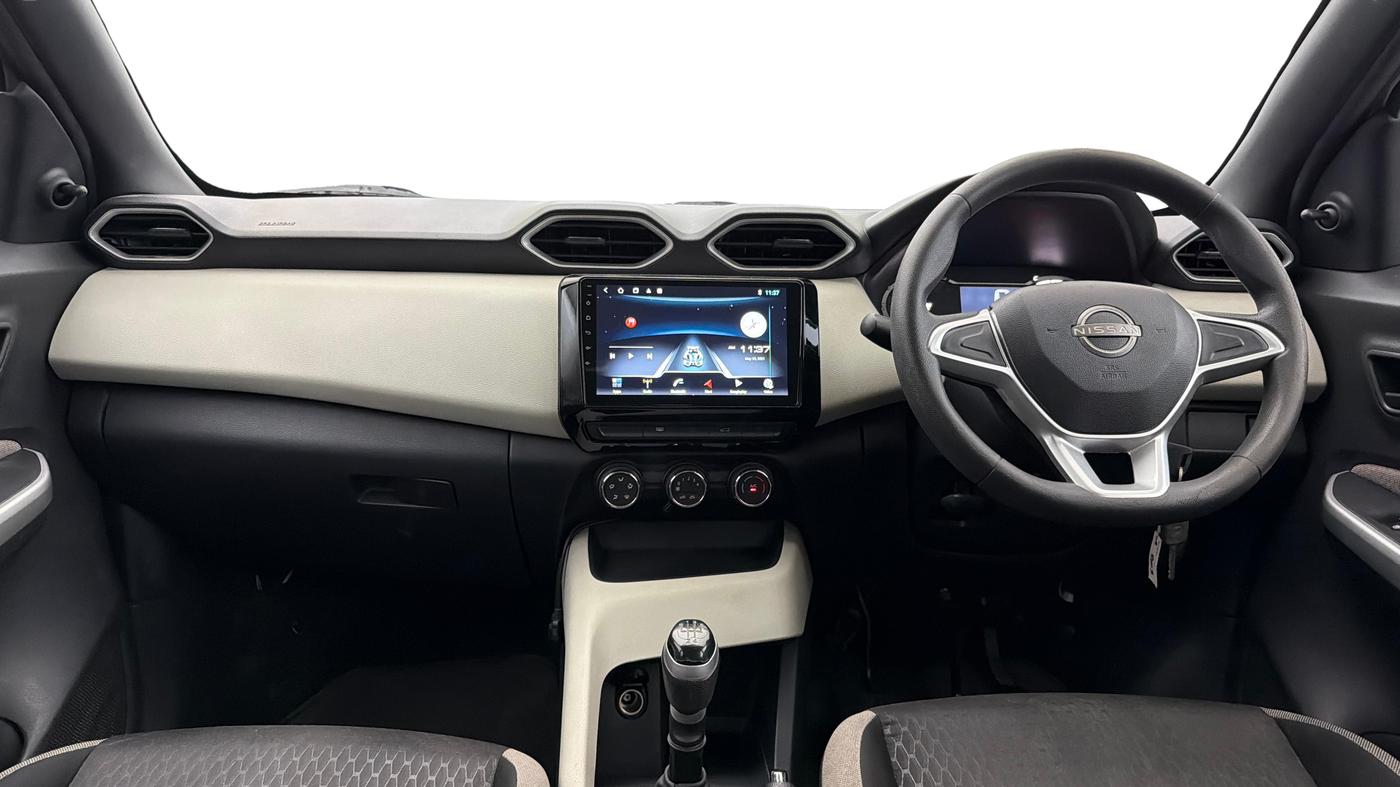 2022 Nissan MAGNITE XE, Petrol, Manual, 56,387 km, Dashboard