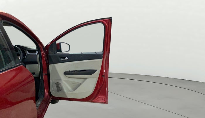 2019 Renault TRIBER RXZ, Petrol, Manual, 58,181 km, RHS Front Door