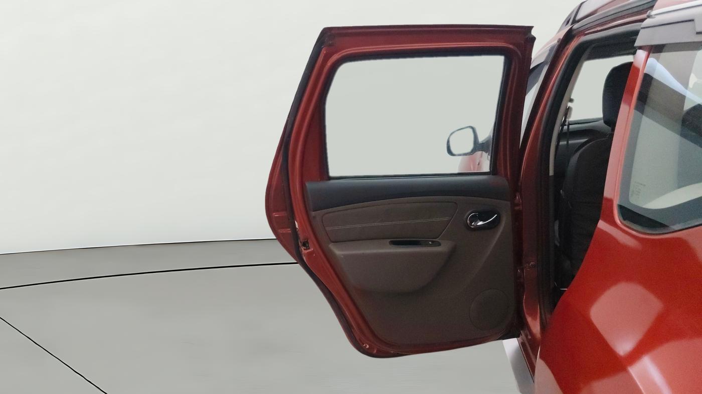 2016 Renault Duster 110 PS RXZ 4X2 AMT DIESEL, Diesel, Automatic, 86,363 km, LHS Rear Door