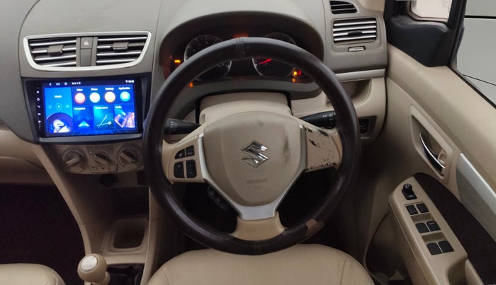 2016 Maruti Ertiga VXI CNG, CNG, Manual, 1,37,463 km, Steering Wheel Close Up