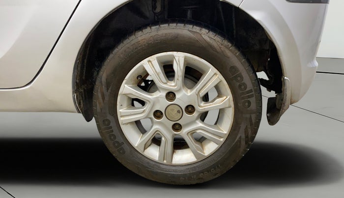 2018 Tata Tiago XZ PETROL, Petrol, Manual, 1,39,758 km, Left Rear Wheel