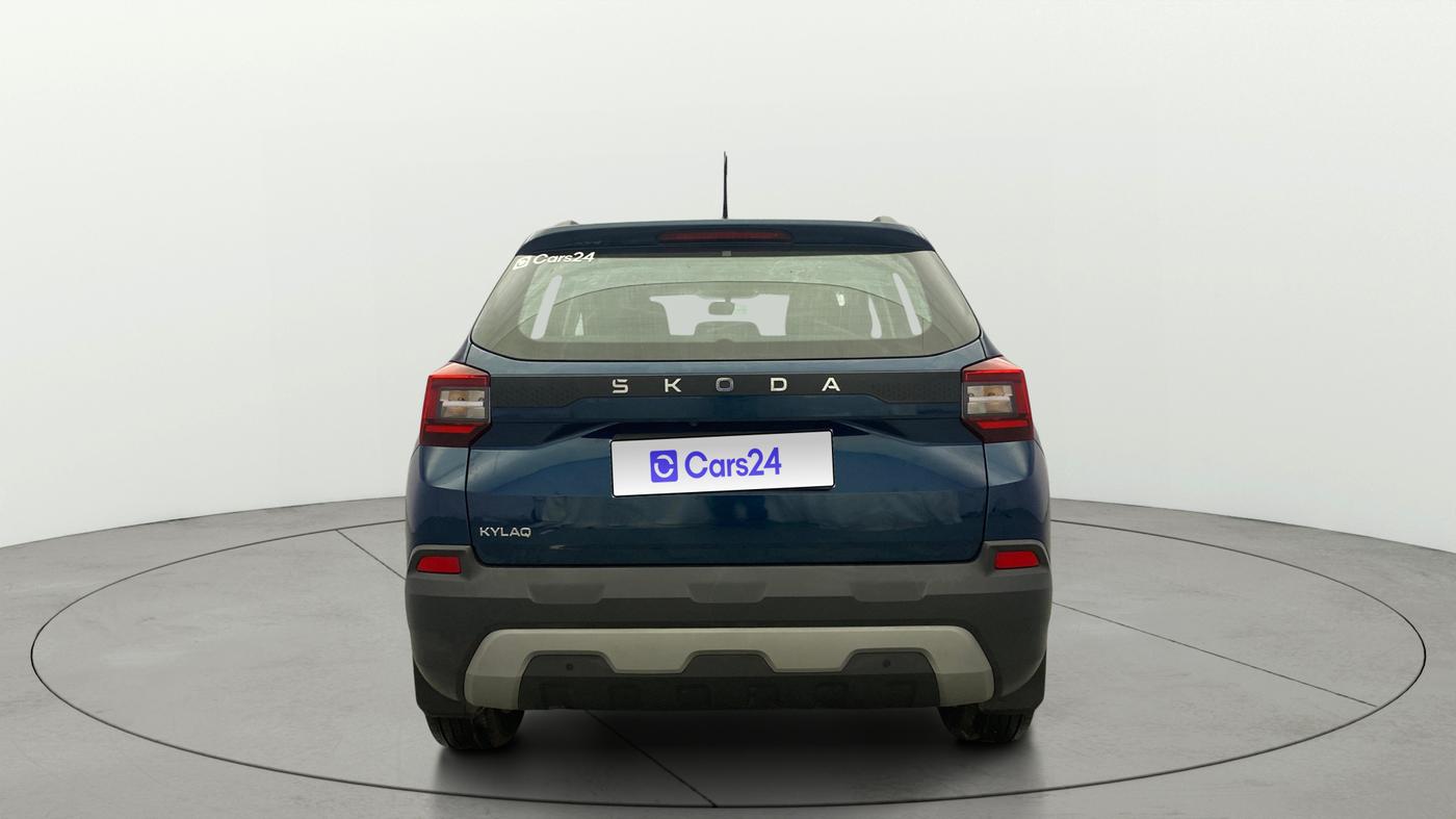 2025 Skoda Kylaq Signature, Petrol, Manual, 11,585 km, Back/Rear
