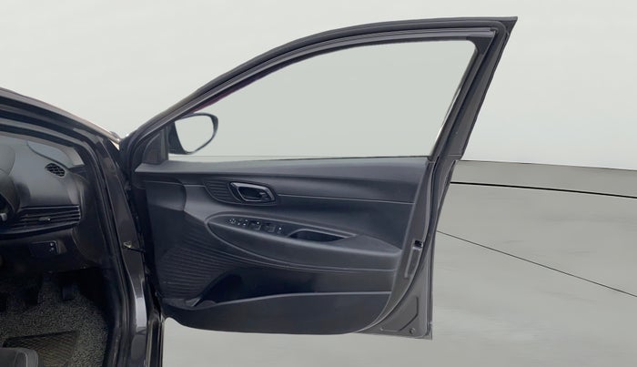 2021 Hyundai NEW I20 SPORTZ 1.2 MT, Petrol, Manual, 46,135 km, RHS Front Door