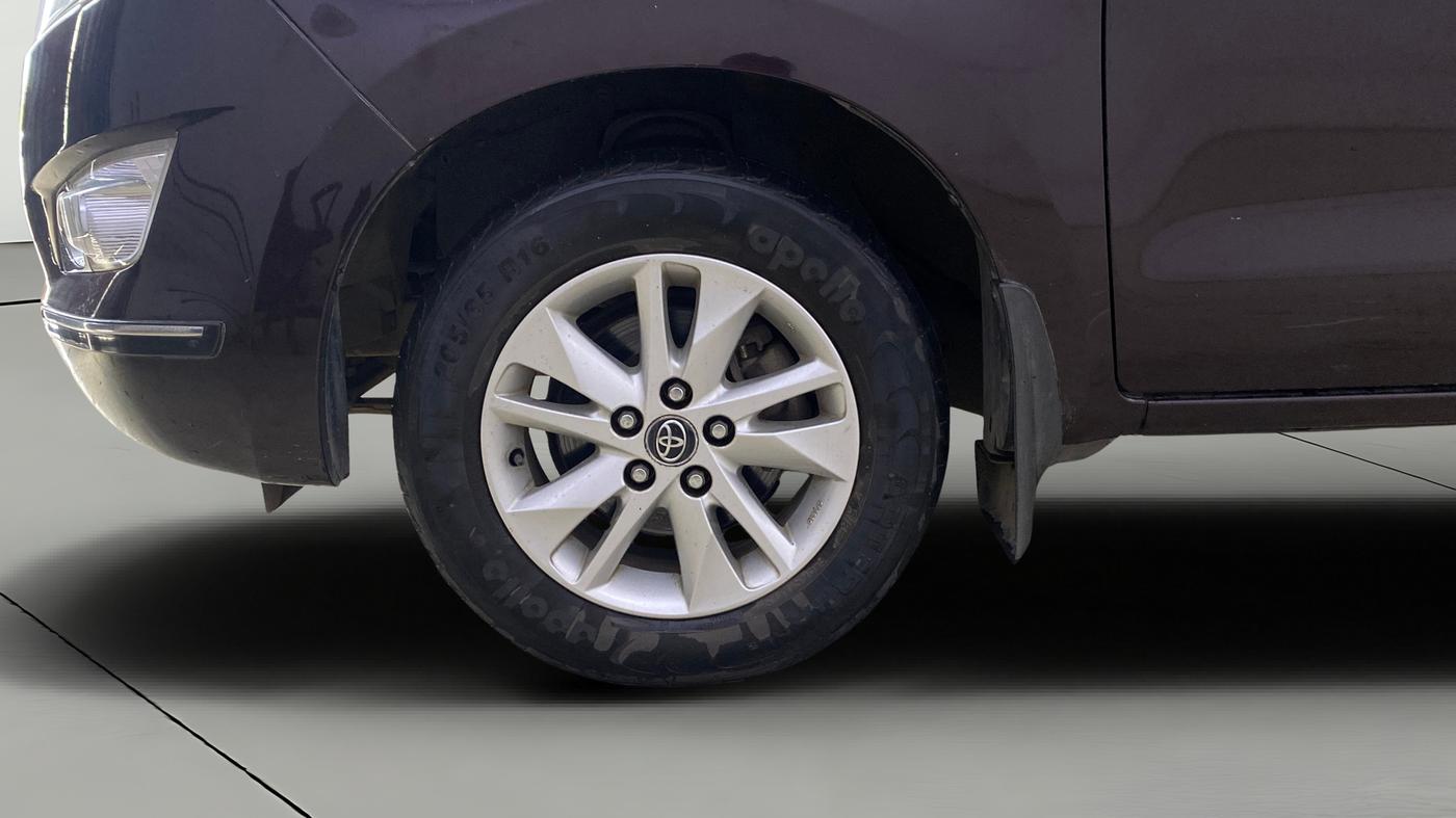 2018 Toyota Innova Crysta 2.4 VX 7 STR, Diesel, Manual, 37,949 km, Left Front Wheel