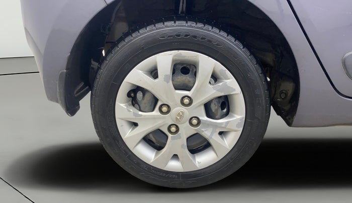 2016 Hyundai Grand i10 SPORTZ 1.2 KAPPA VTVT, Petrol, Manual, 94,181 km, Right Rear Wheel