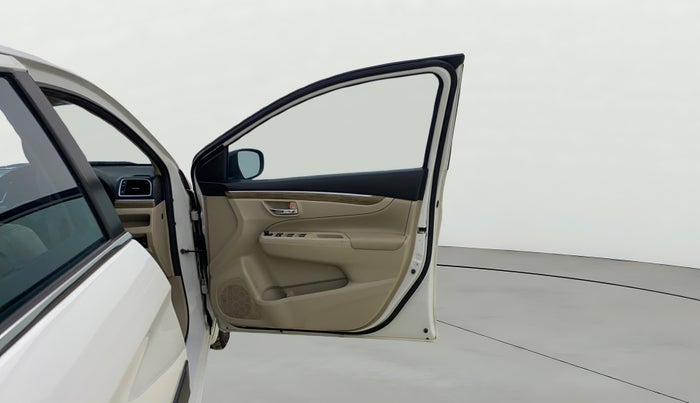 2022 Maruti Ciaz ALPHA  AT 1.5 SHVS PETROL, Petrol, Automatic, 95,494 km, RHS Front Door