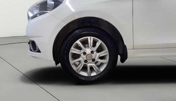 2018 Tata Tiago XZ PETROL, Petrol, Manual, 31,671 km, Left Front Wheel