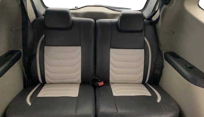 2023 Renault TRIBER RXZ, Petrol, Manual, 31,792 km, Third Seat Row ( optional )