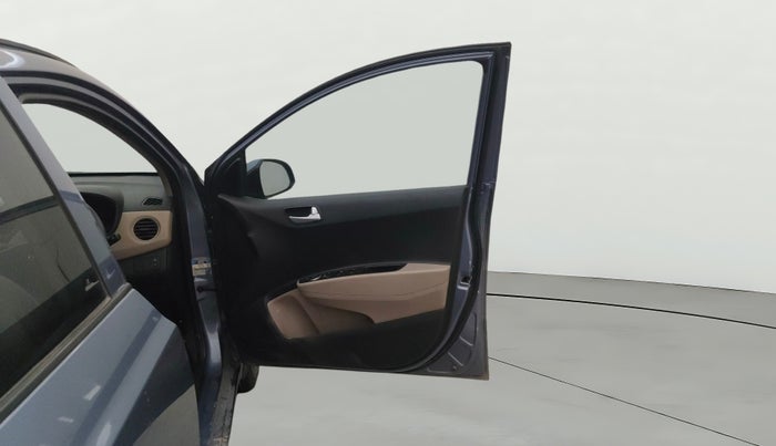 2016 Hyundai Grand i10 SPORTZ 1.2 KAPPA VTVT, Petrol, Manual, 44,541 km, RHS Front Door