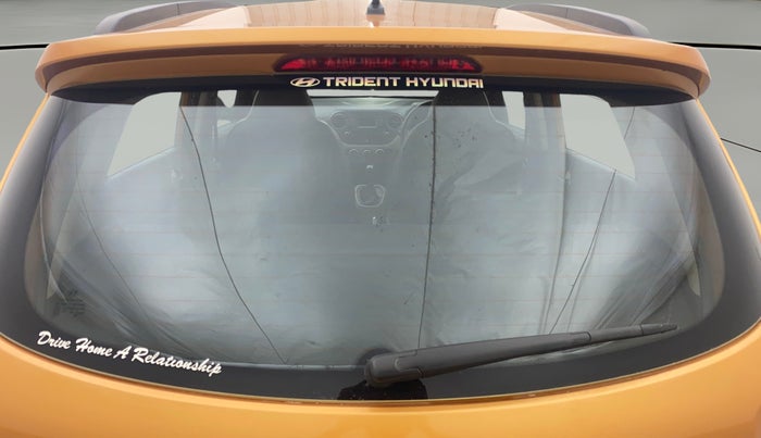 2015 Hyundai Grand i10 ASTA AT 1.2 KAPPA VTVT, Petrol, Automatic, 77,552 km, Rear Windshield