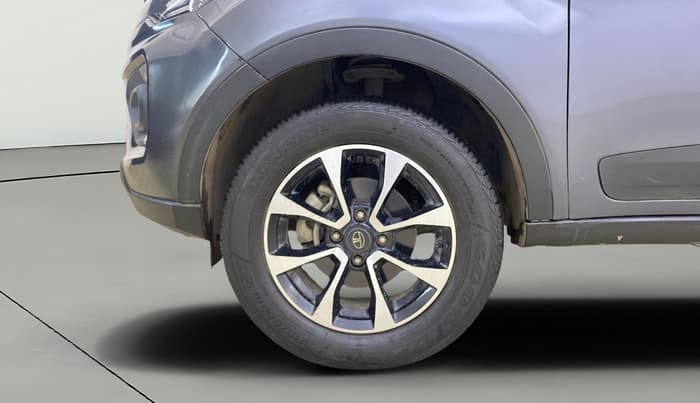 2021 Tata NEXON XZA PLUS PETROL, Petrol, Automatic, 31,083 km, Left Front Wheel
