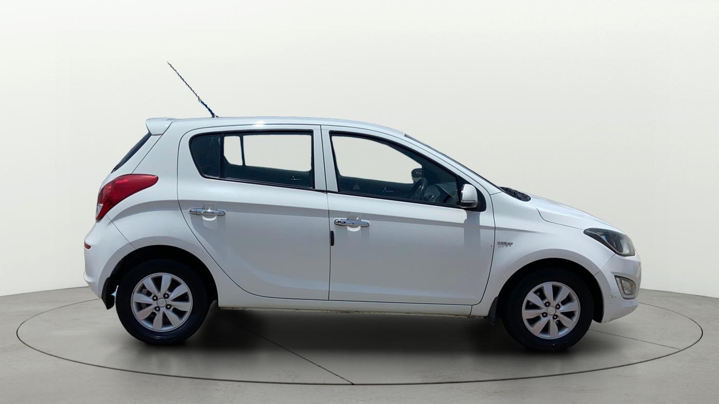 2013 Hyundai i20 ASTA 1.2, Petrol, Manual, 96,764 km, Right Side View