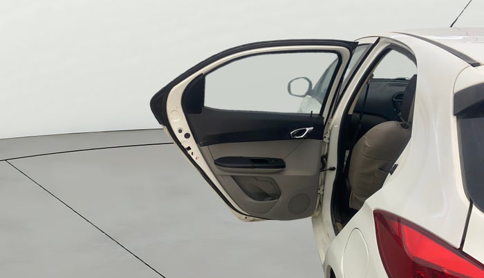 2017 Tata Tiago XZA PETROL, Petrol, Automatic, 68,190 km, LHS Rear Door
