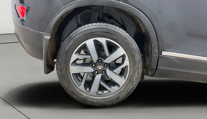 2022 Tata Harrier XZA PLUS 2.0L KRYOTEC HALO EDITION, Diesel, Automatic, 75,663 km, Right Rear Wheel